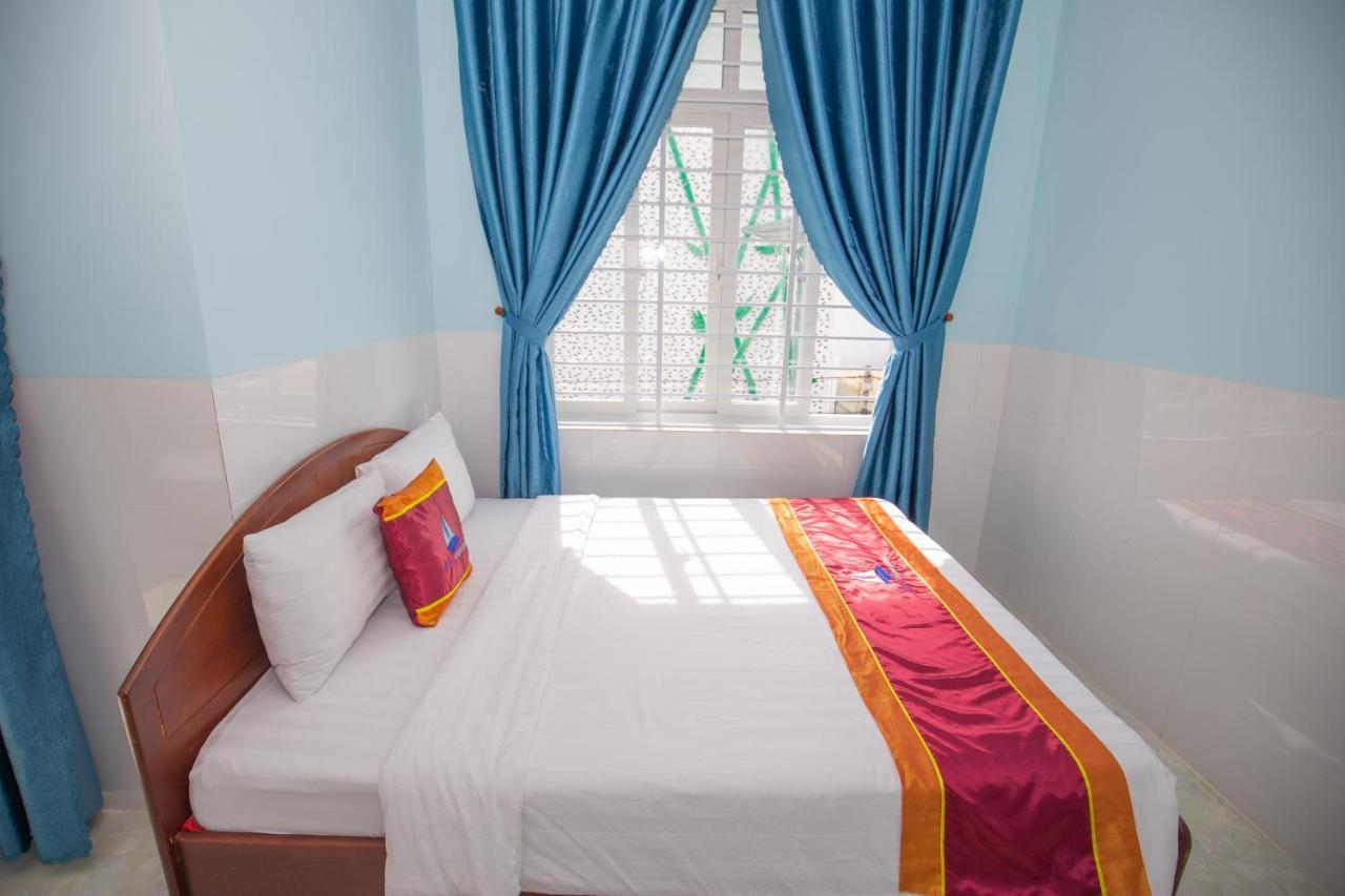Hotel Dang Khoa Chi Khu Co Ong Exterior photo
